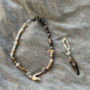 Multicolored pearl necklace
